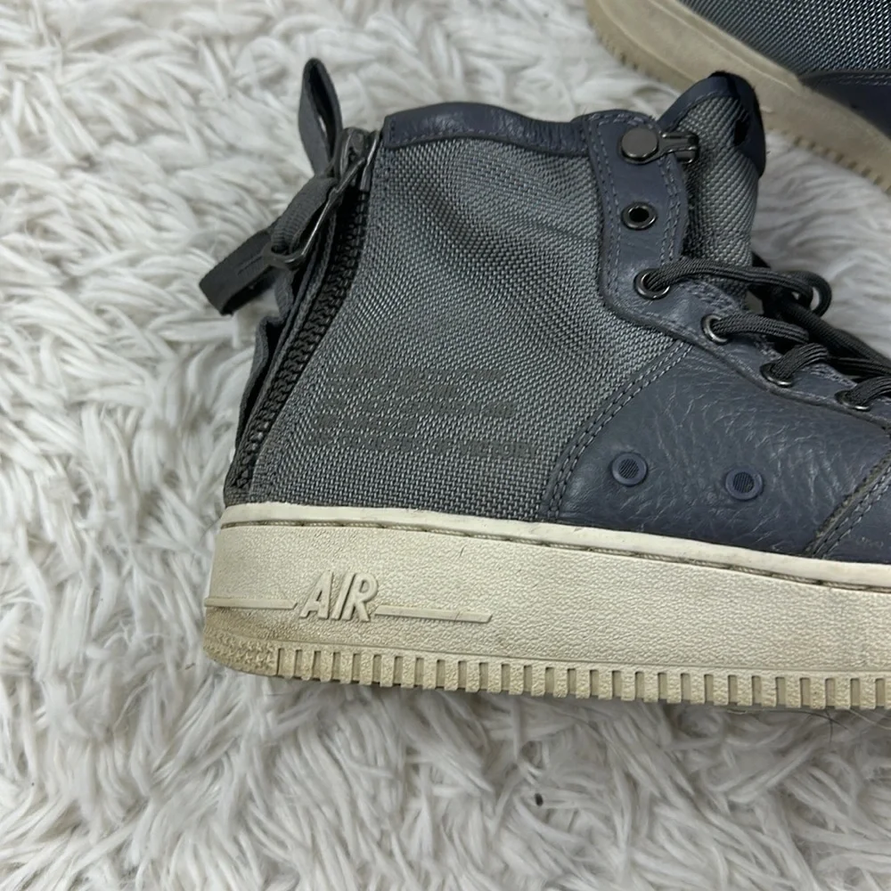 Nike air shoes